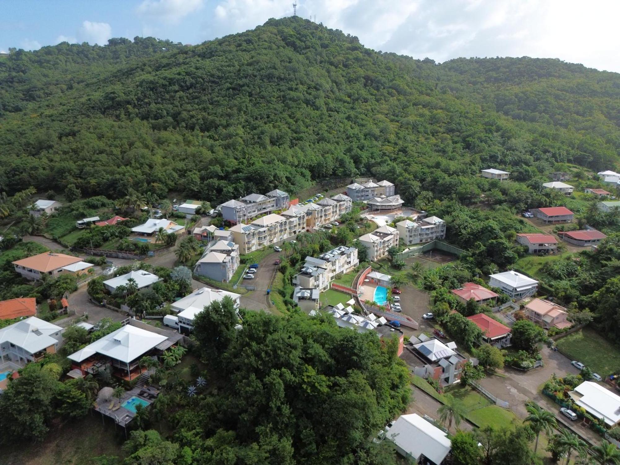 Ananas Premium - Sejour Detente T2 Vue Mer Avec Balcon Prive A Tartane ลา ทรินิเต ภายนอก รูปภาพ